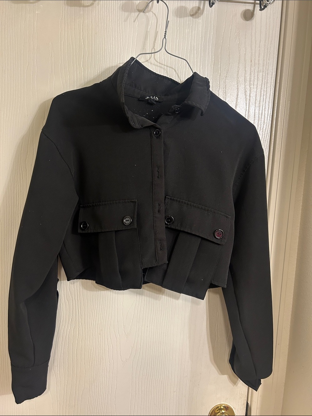 Cropped Black Women's Jean Jacket with Flap Pockets